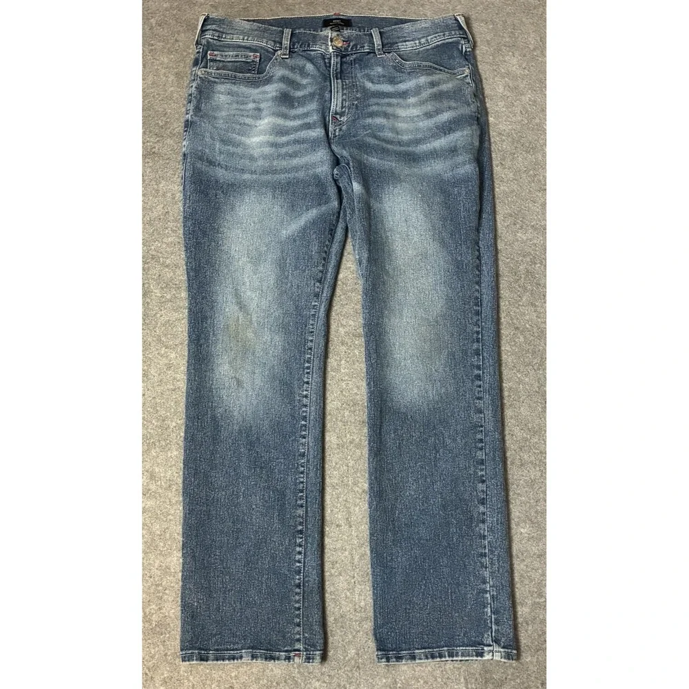 True Religion Ricky Relaxed Straight Mens Jeans Size 36x30 Faded Whiskers Y2K